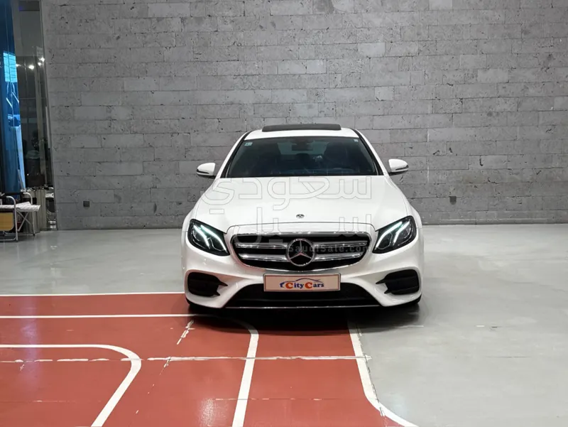 2018 مرسيدس - بنز إي 200