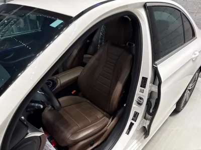 2018 مرسيدس - بنز إي 200