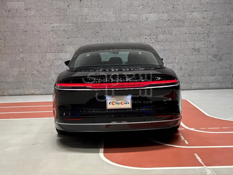 2025 لوسيد اير تورينج