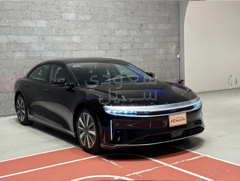 2025 لوسيد اير تورينج