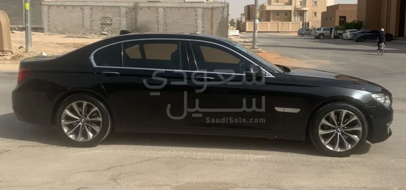 2015 بي ام دبليو الفئة السابعة 730 إل أي