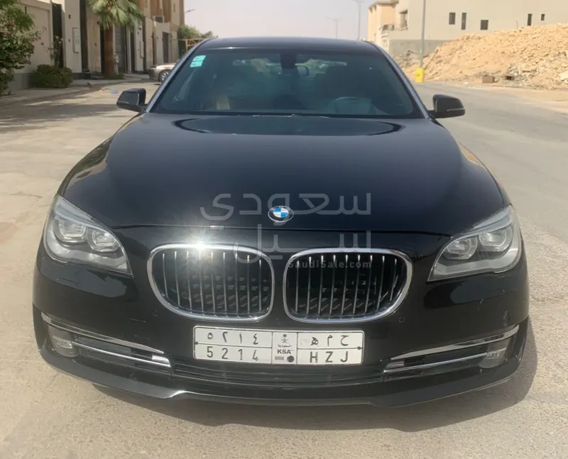 2015 بي ام دبليو الفئة السابعة 730 إل أي