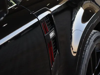 2021 لاند روفر ديفيندر اكس