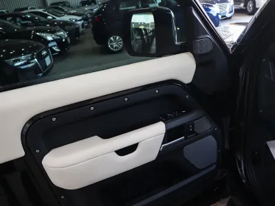 2021 لاند روفر ديفيندر اكس