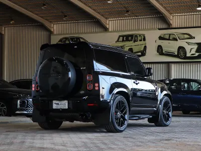 2021 لاند روفر ديفيندر اكس