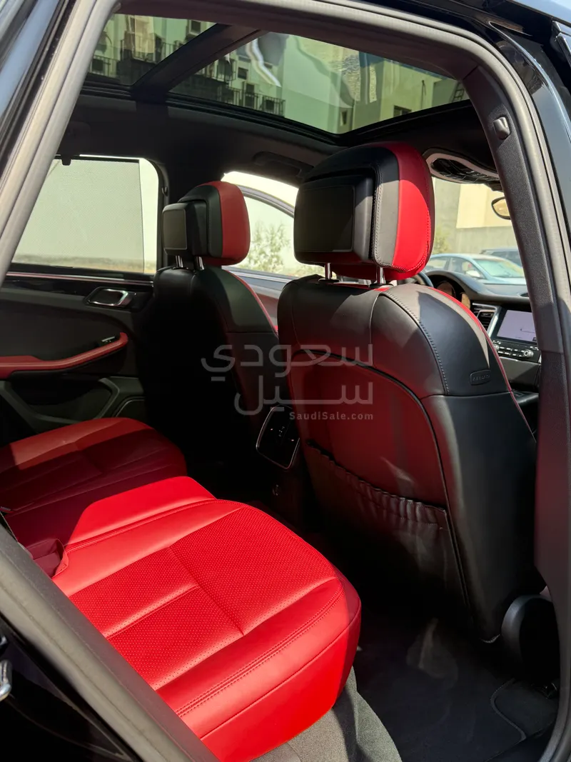 2018 بورش ماكان