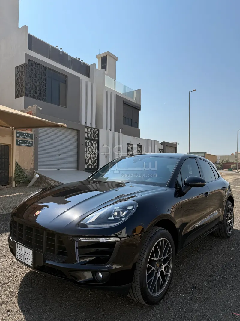 2018 بورش ماكان