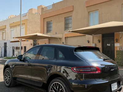 2018 بورش ماكان