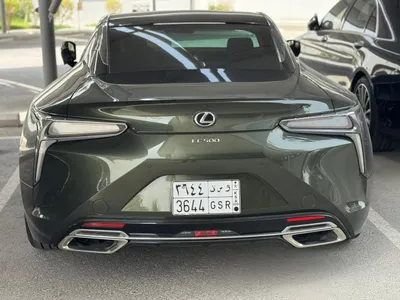 2022 لكزس إل سي 500