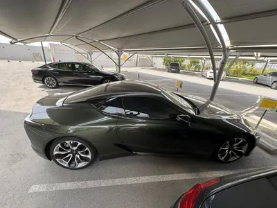 2022 لكزس إل سي 500