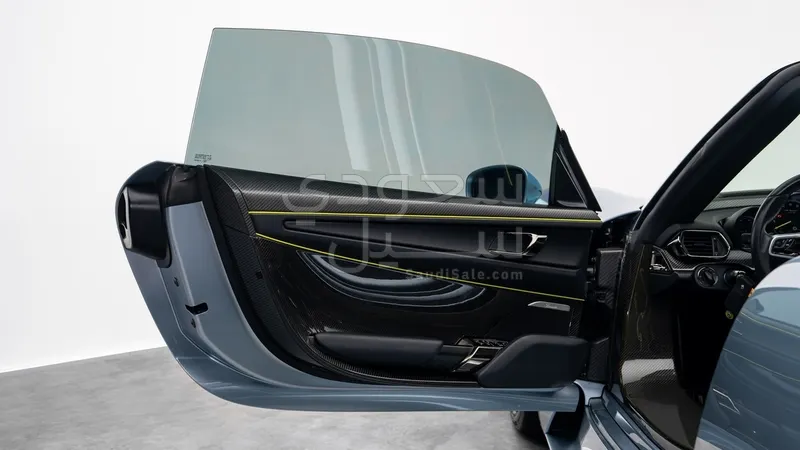 2015 بورش 918 سبايدر