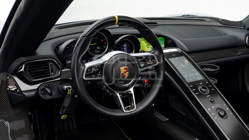 2015 بورش 918 سبايدر