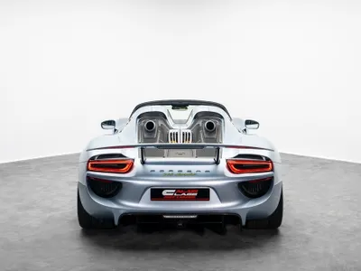 2015 بورش 918 سبايدر