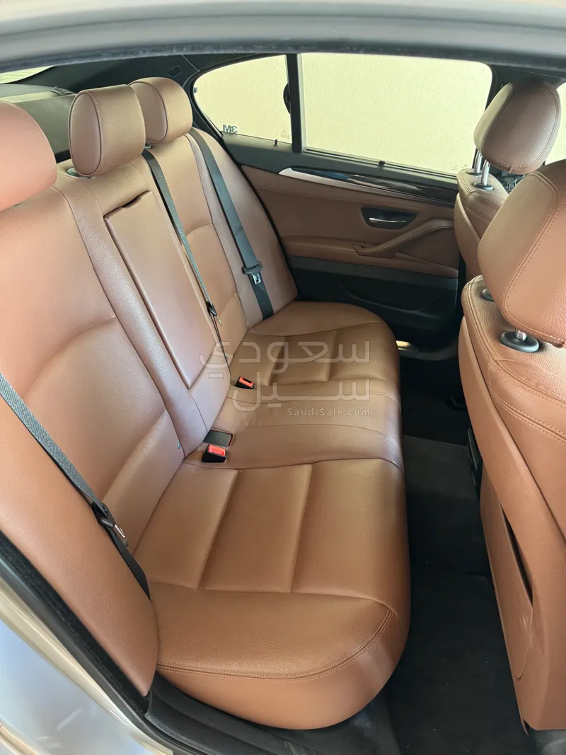 2016 بي ام دبليو الفئة الخامسة 520 أي