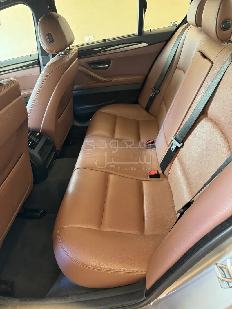 2016 بي ام دبليو الفئة الخامسة 520 أي