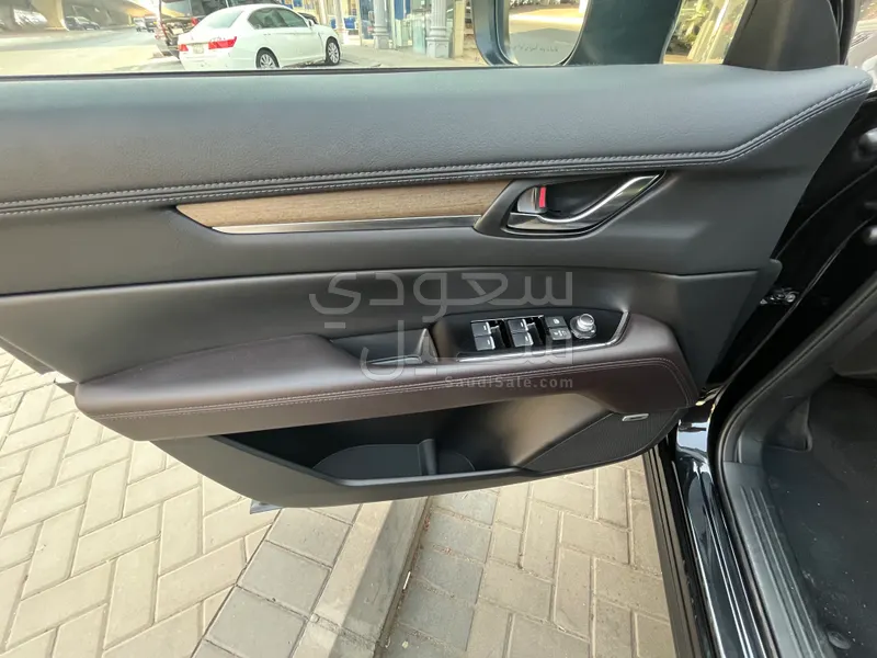 2021 مازدا سي اكس 5 سقنتشر