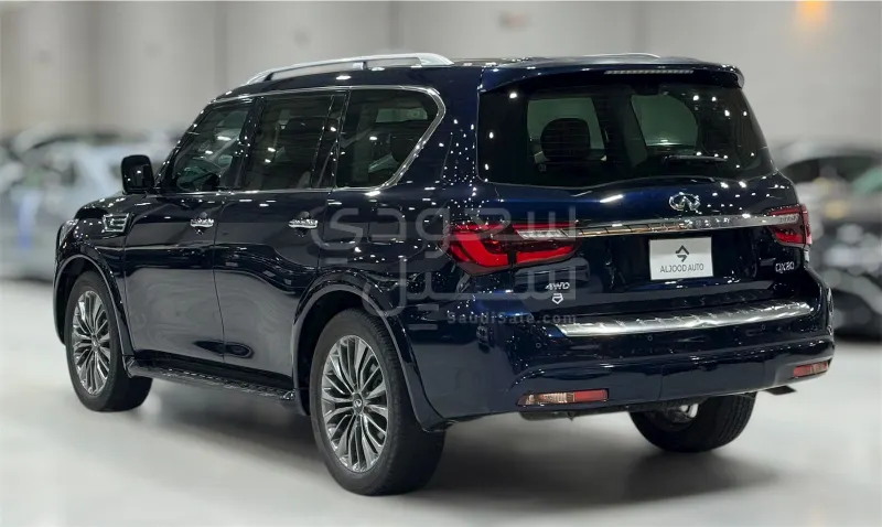 2021 انفينيتي كيو اكس 80