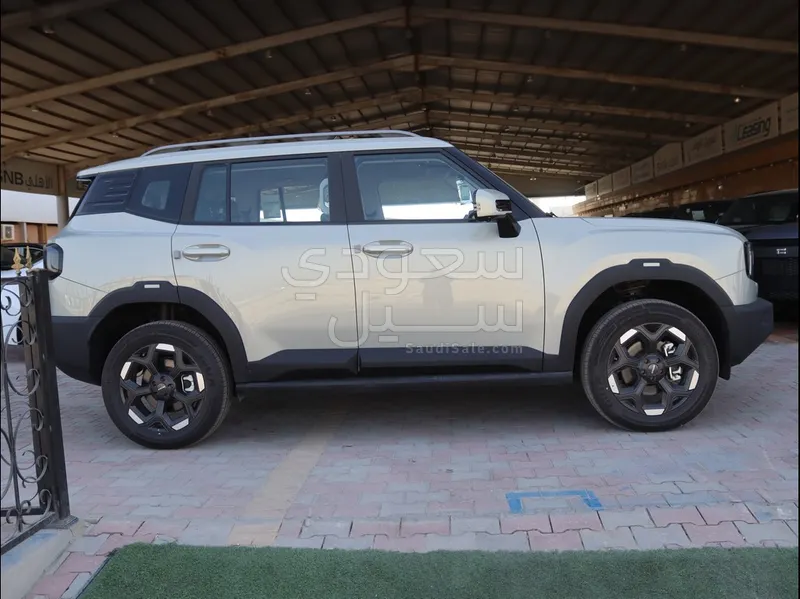 2025 جيتور تي 1