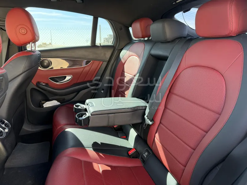 2018 مرسيدس - بنز جي إل سي 300 كوبيه