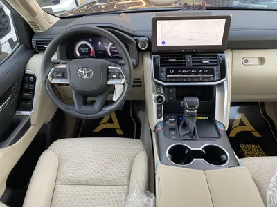 2025 تويوتا لاند كروزر في اكس ار