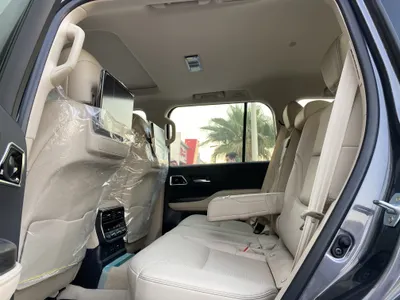 2025 تويوتا لاند كروزر في اكس ار