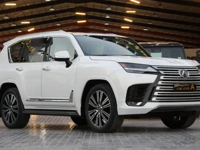 2025 لكزس إل إكس 600