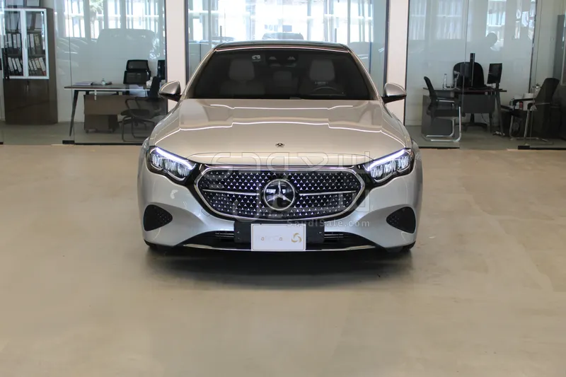 2024 مرسيدس - بنز إي 200