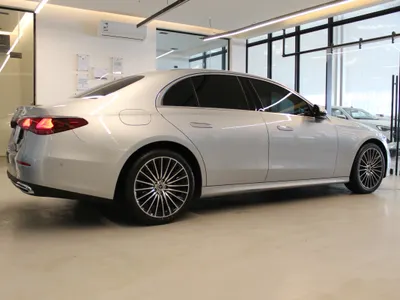 2024 مرسيدس - بنز إي 200