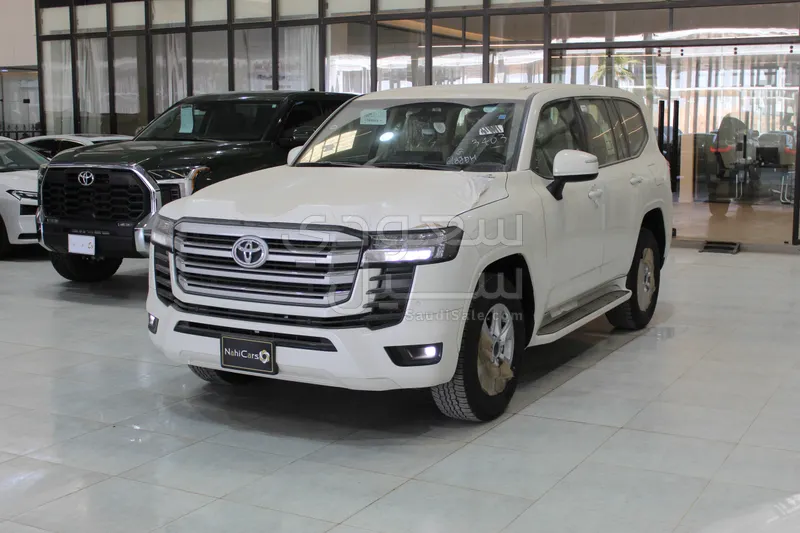 2025 تويوتا لاند كروزر جي اكس ار