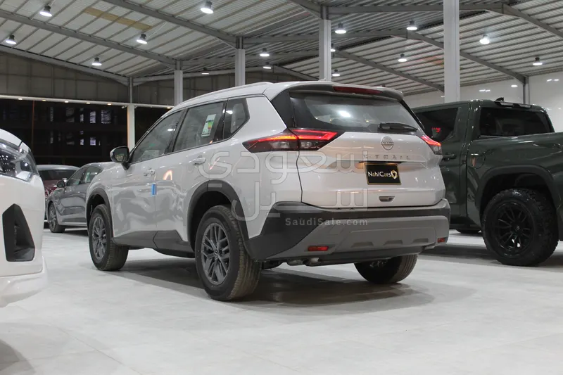 2026 نيسان اكس - ترايل