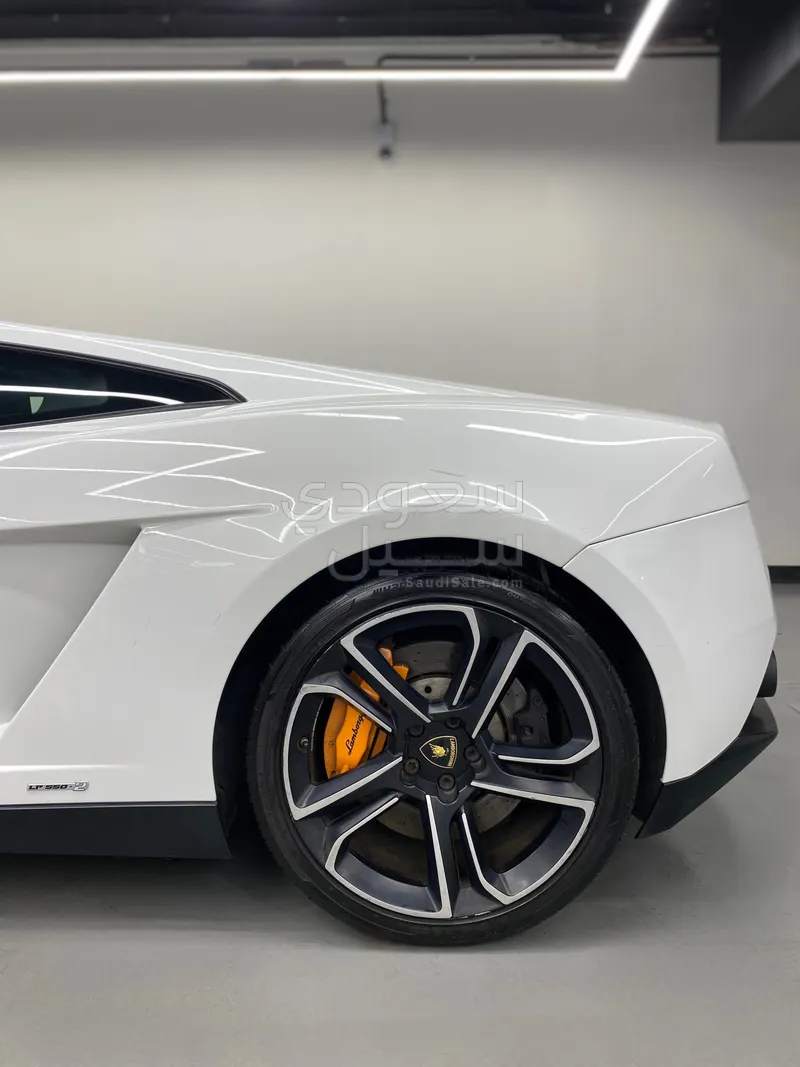 2013 لمبرجيني جلاردو ال بي 550 - 2