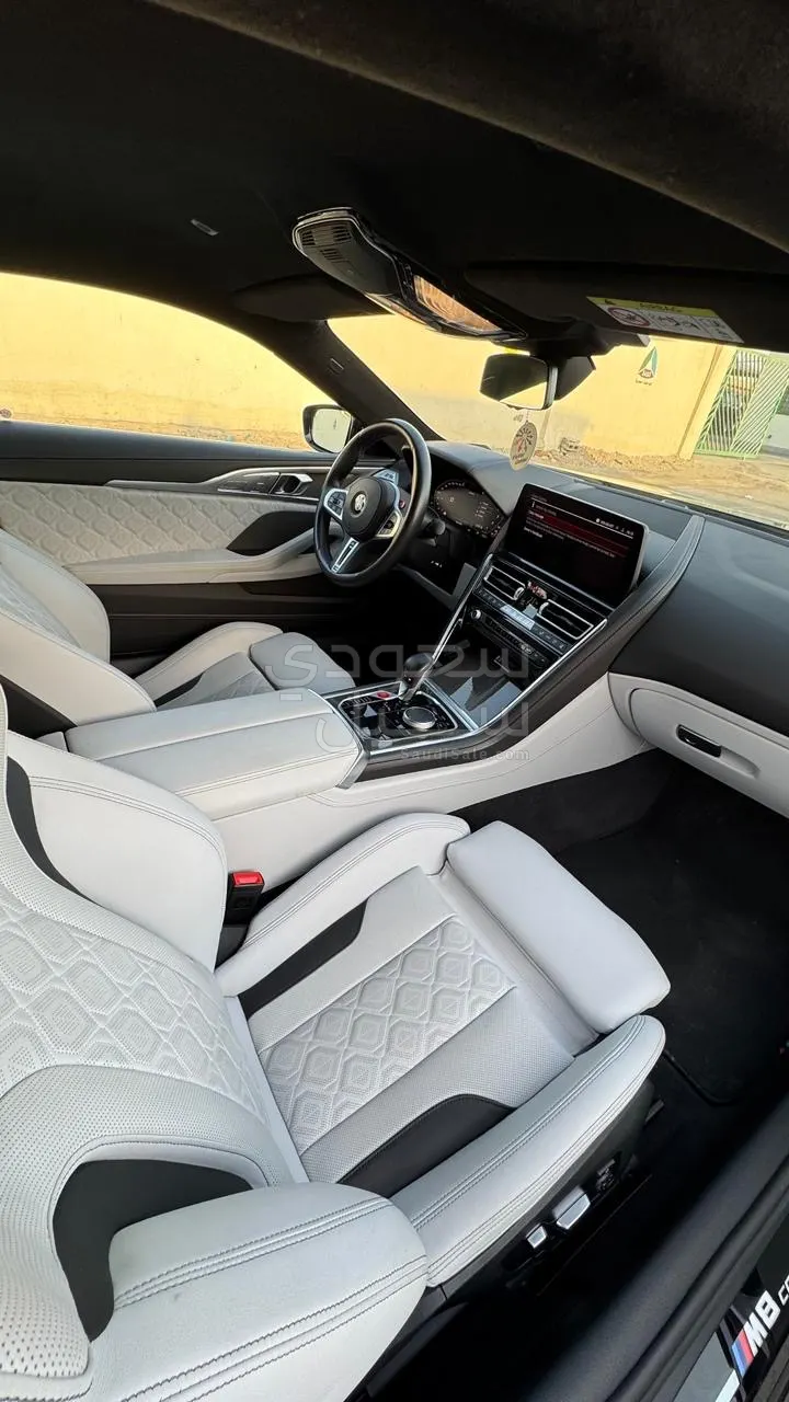 2023 بي ام دبليو الفئة ام إم 8 كومبيتيشن