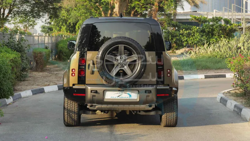 2025 لاند روفر ديفيندر اكس داينمك