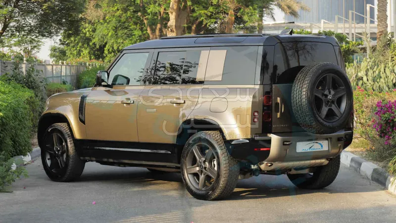 2025 لاند روفر ديفيندر اكس داينمك