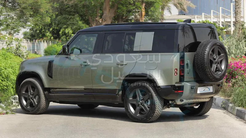 2025 لاند روفر ديفيندر اكس داينمك