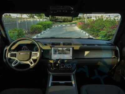 2025 لاند روفر ديفيندر اكس داينمك