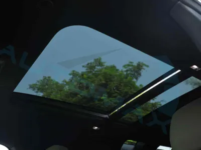 2025 لاند روفر ديفيندر اكس داينمك