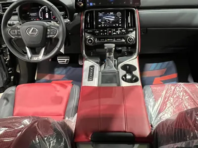 2025 لكزس إل إكس 600 إف