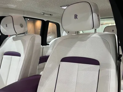 2024 رولز رويس كولينان سلفر بادج