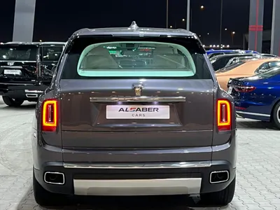 2024 رولز رويس كولينان سلفر بادج