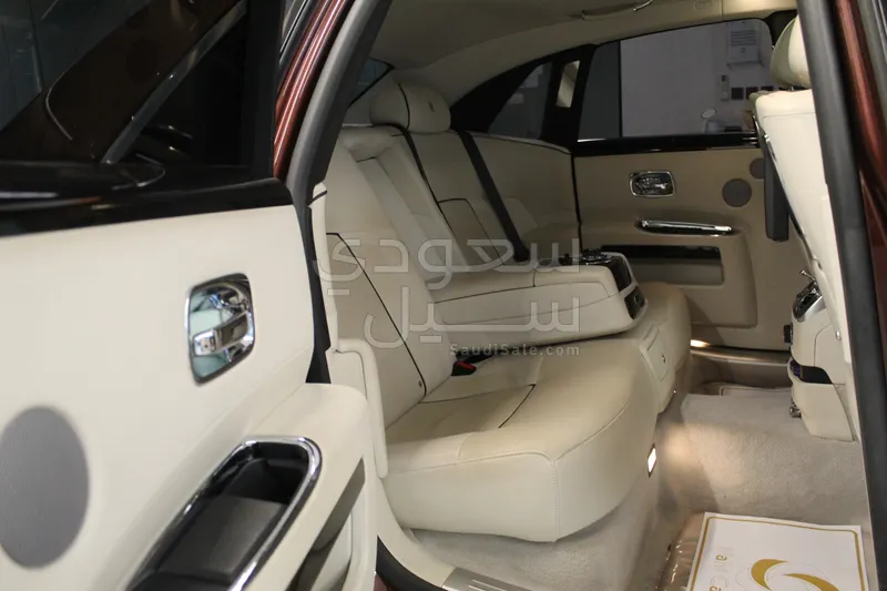 2013 رولز رويس قوست