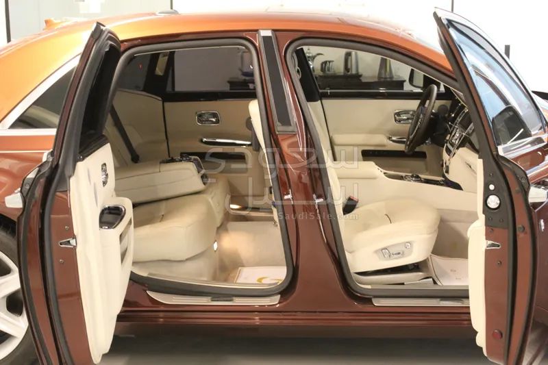 2013 رولز رويس قوست