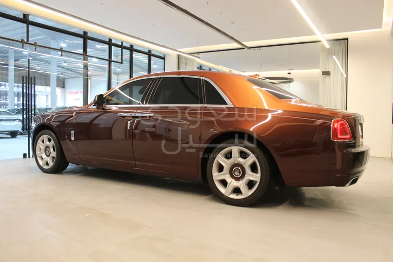 2013 رولز رويس قوست