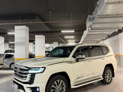 2024 تويوتا لاند كروزر في اكس ار