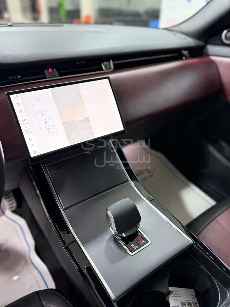 2025 لاند روفر رينج روفر ايفوك داينمك