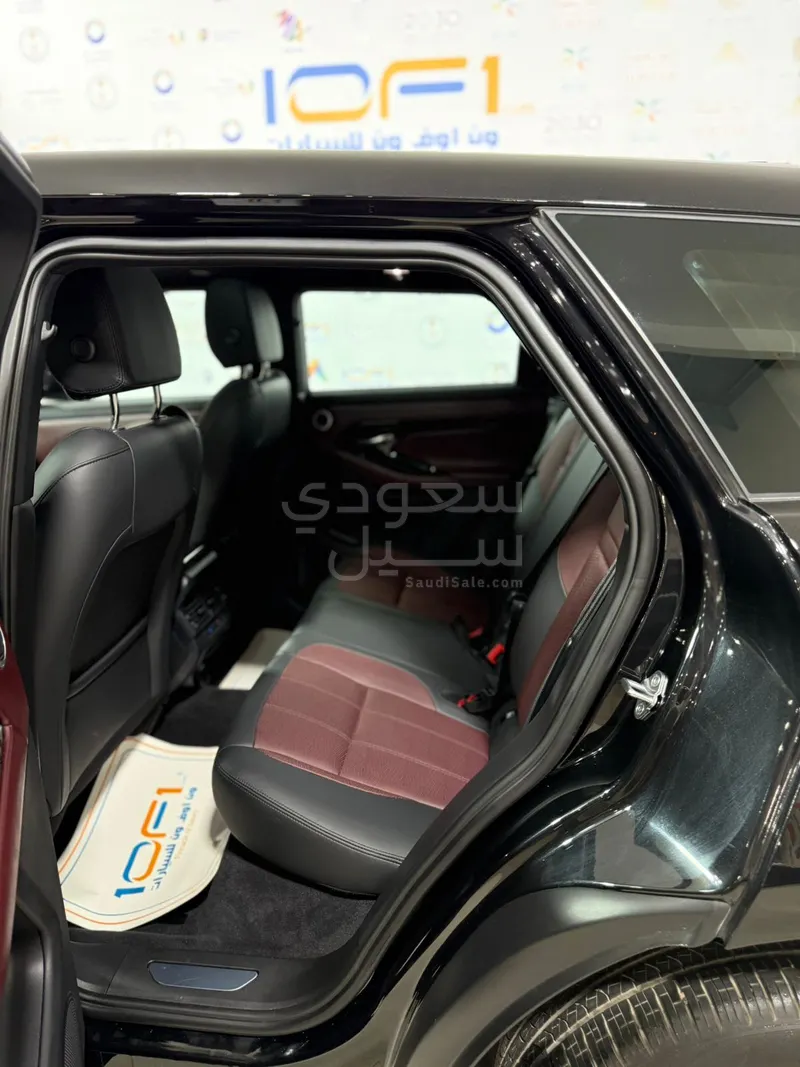 2025 لاند روفر رينج روفر ايفوك داينمك