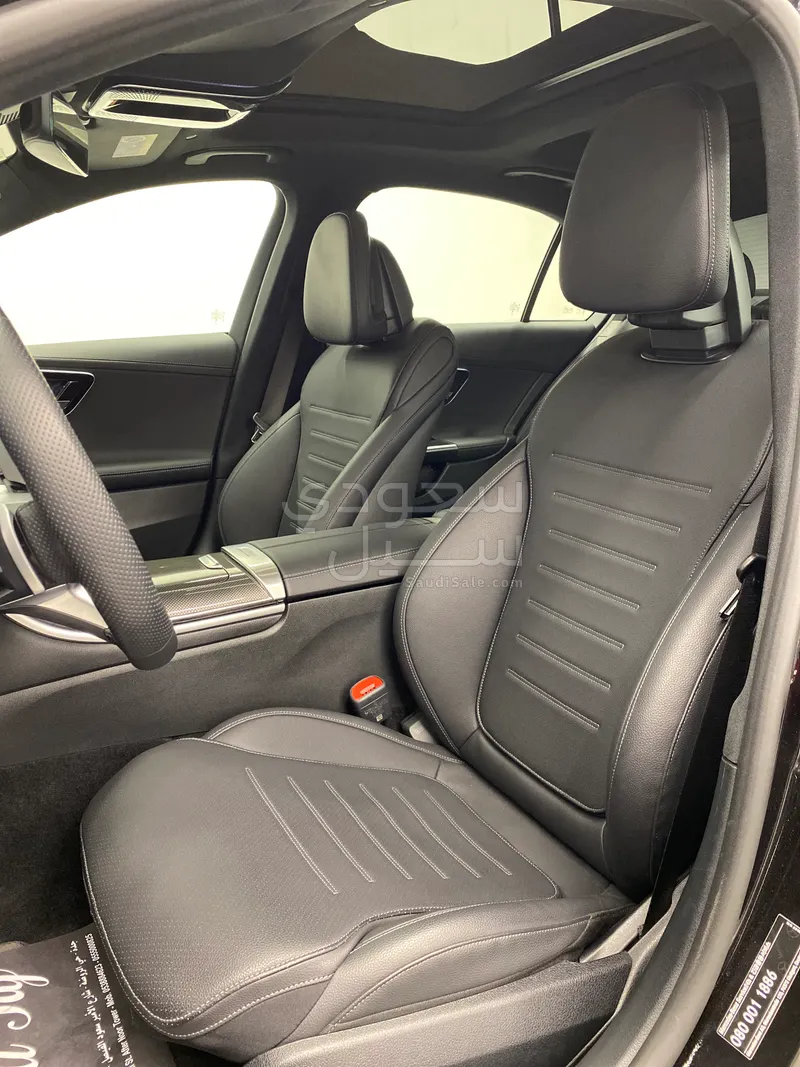 2024 Mercedes-Benz C 300 AMG