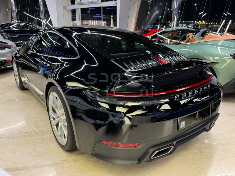 2025 بورش 911 كاريرا