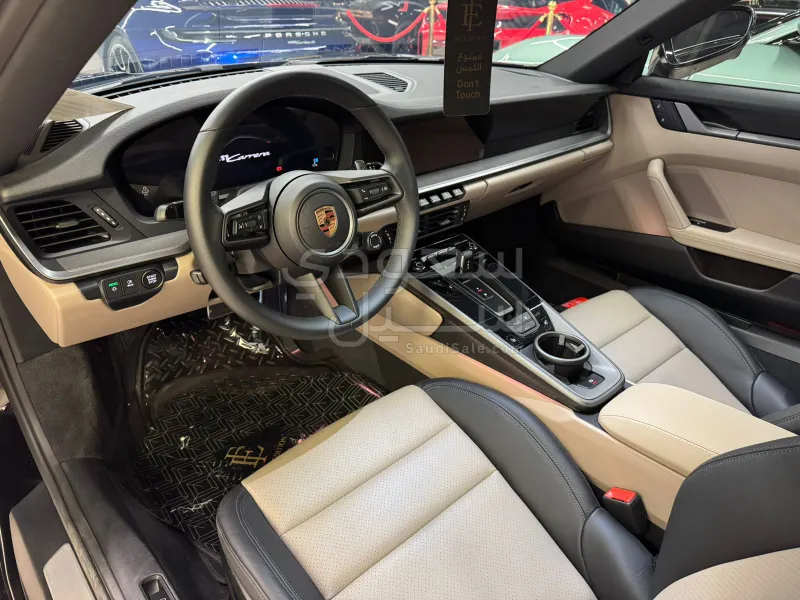 2025 بورش 911 كاريرا