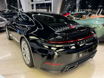 2025 بورش 911 كاريرا